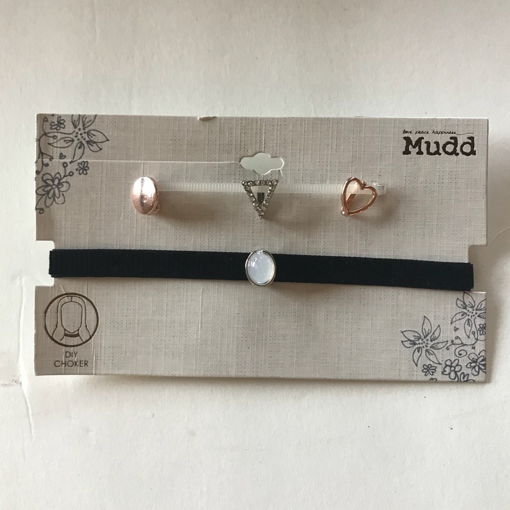 NWT Mudd Choker necklace